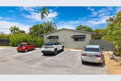 2117 NE 14th Avenue #1-4, Wilton Manors, FL 33305 - Photo 3
