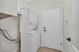 9801 SW Glenbrook Dr, Port Saint Lucie, FL 34987 - Photo 23
