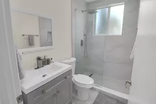 814 NE 19th Ave, Fort Lauderdale, FL 33304 - Photo 27