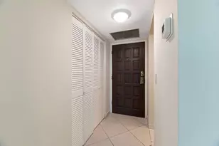 3800 N Hills Dr, Hollywood, FL 33021 - Photo 17