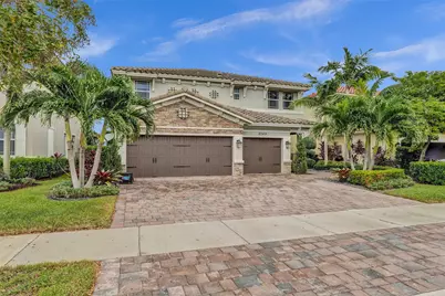 9749 Blue Isle #BAY, Parkland, FL 33076 - Photo 15