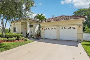 762 Heritage Dr, Weston, FL 33326 - Photo 1