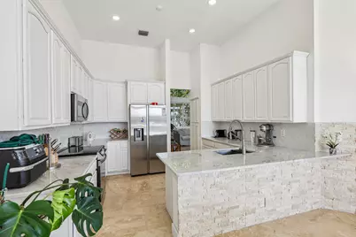 762 Heritage Drive, Weston, FL 33326 - Photo 23