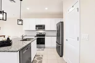 2909 Olivia Ave, Lauderdale Lakes, FL 33311 - Photo 5