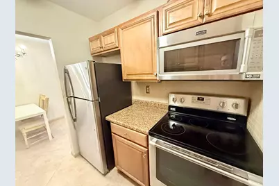2204 Lake Osborne Drive #5, Lake Worth Beach, FL 33461 - Photo 5