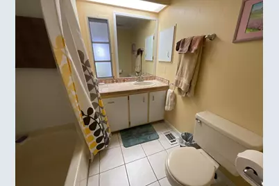 8528 Duchess Court E, Boynton Beach, FL 33436 - Photo 19