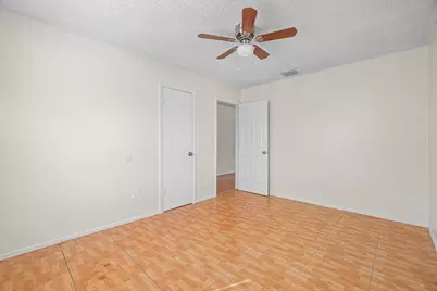 4766 Gulfstream Road, Lake Worth, FL 33461 - Photo 13