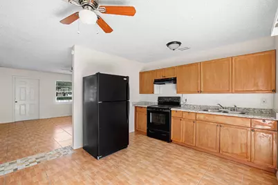 4766 Gulfstream Road, Lake Worth, FL 33461 - Photo 9