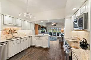 851 Saturn St, Jupiter, FL 33477 - Photo 5