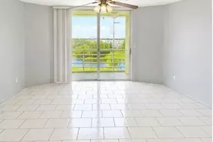 3465 Via Poinciana, Lake Worth, FL 33467 - Photo 7