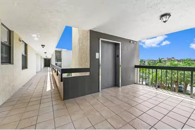 955 Egret Circle #408, Delray Beach, FL 33444 - Photo 5