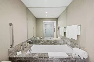 551 N Fort Lauderdale Beach Blvd, Fort Lauderdale, FL 33304 - Photo 5