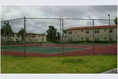 365 SW 86th Avenue #207, Pembroke Pines, FL 33025 - Photo 13