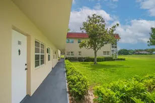 24 Pine Arbor Ln, Vero Beach, FL 32962 - Photo 3