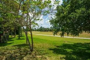 24 Pine Arbor Ln, Vero Beach, FL 32962 - Photo 21
