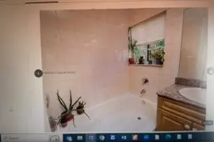 4225 E Stonecreek Cir, Davie, FL 33024 - Photo 7