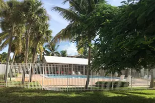 409 Executive Center Dr, West Palm Beach, FL 33401 - Photo 23