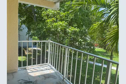 409 Executive Center Drive #211, West Palm Beach, FL 33401 - Photo 11