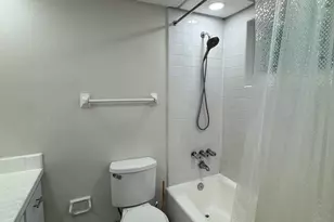 811 SE 16th St, Fort Lauderdale, FL 33316 - Photo 9
