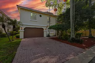 11695 NW 2nd St, Plantation, FL 33325 - Photo 3