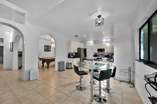 11695 NW 2nd St, Plantation, FL 33325 - Photo 13