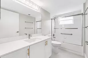 14112 Huntington Pointe Dr, Delray Beach, FL 33484 - Photo 15