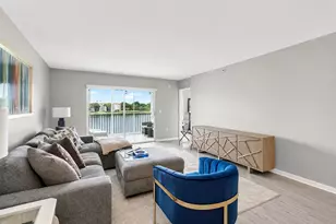 14112 Huntington Pointe Dr, Delray Beach, FL 33484 - Photo 9