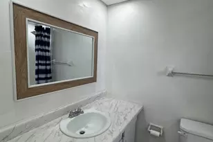811 SE 16th St, Fort Lauderdale, FL 33316 - Photo 13