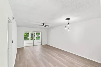 1050 Country Club Drive #306, Margate, FL 33063 - Photo 17