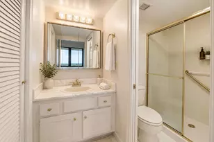 2400 Presidential Way, West Palm Beach, FL 33401 - Photo 9