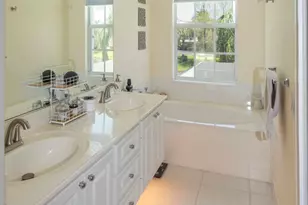 154 Santa Barbara Way, Palm Beach Gardens, FL 33410 - Photo 13