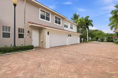 3434 NE 13th Avenue, Oakland Park, FL 33334 - Photo 1