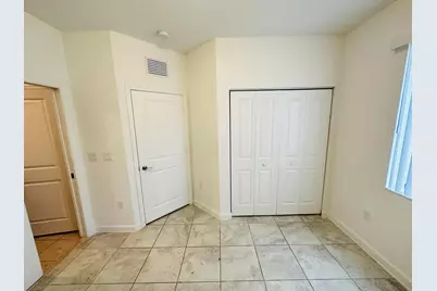 346 NE 208th Terrace, Miami, FL 33179 - Photo 5