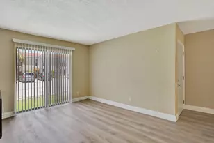 5314 NE 6th Ave, Oakland Park, FL 33334 - Photo 3