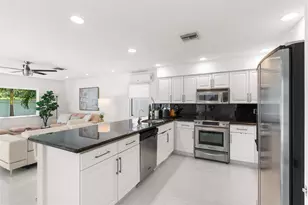 23246 L'Ermitage Cir, Boca Raton, FL 33433 - Photo 19