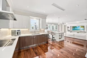 2009 NE 21st St, Fort Lauderdale, FL 33305 - Photo 11