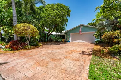 2823 NE 35th Court, Lighthouse Point, FL 33064 - Photo 1