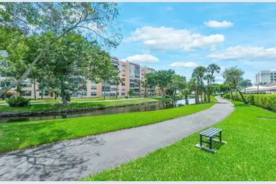 14475 N Strathmore Lane #308, Delray Beach, FL 33446 - Photo 37
