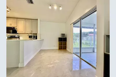 2710 Bogota Avenue, Cooper City, FL 33026 - Photo 9