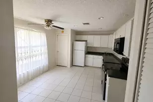 1856 Nanton St NW, Palm Bay, FL 32907 - Photo 3