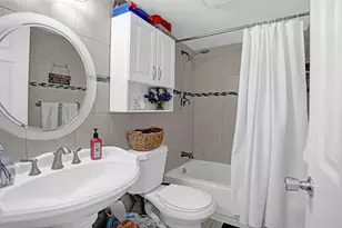 7980 N French Dr, Pembroke Pines, FL 33024 - Photo 21