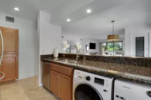 606 Brackenwood Cove, Palm Beach Gardens, FL 33418 - Photo 15