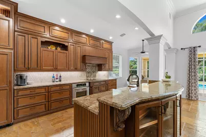 7795 La Corniche Circle, Boca Raton, FL 33433 - Photo 9