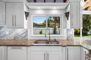 333 NE 24th St, Boca Raton, FL 33431 - Photo 17