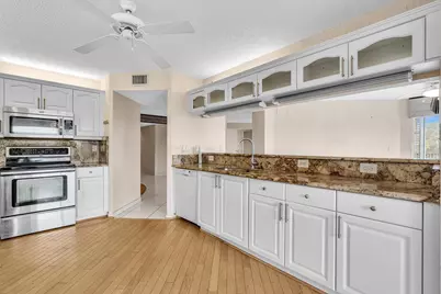 7557 Granville Drive #305, Tamarac, FL 33321 - Photo 11