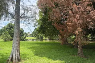 1551 S Club Dr, Wellington, FL 33414 - Photo 29