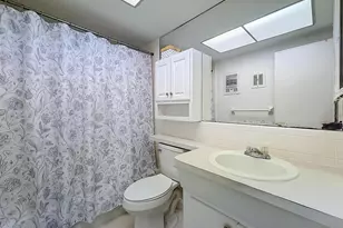 2121 NE 68th St, Fort Lauderdale, FL 33308 - Photo 35