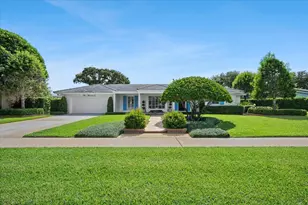 1000 Country Club Dr, North Palm Beach, FL 33408 - Photo 1