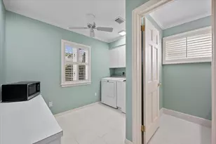 1000 Country Club Dr, North Palm Beach, FL 33408 - Photo 13