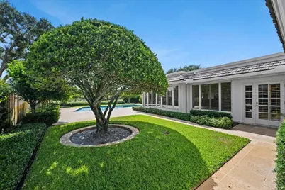 1000 Country Club Drive, North Palm Beach, FL 33408 - Photo 5